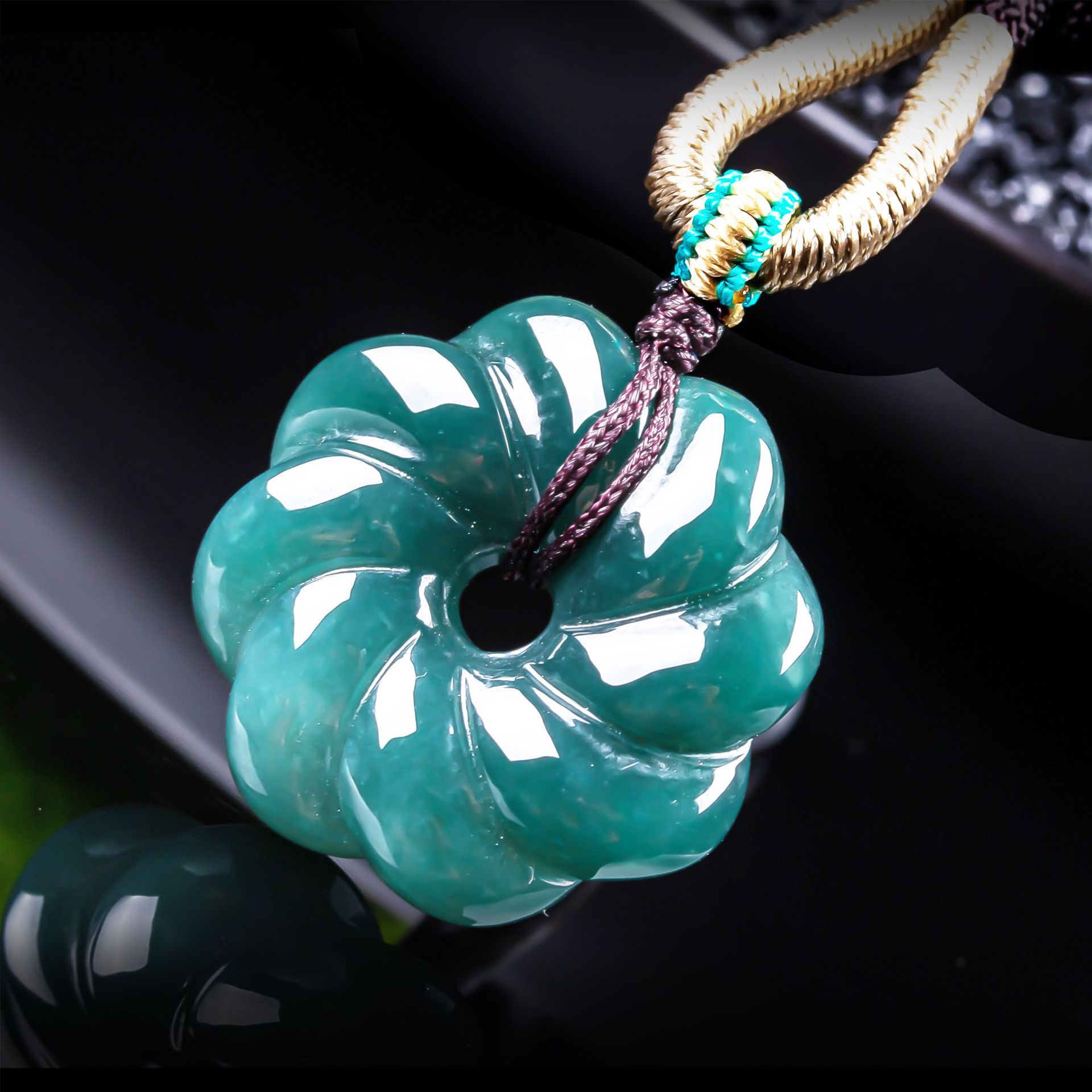 Jewelry & Watches Sp Z Oo Janów Lubelski - จี้สร้อยคอหยกพม่าแท้รูปดอกไม้ เครื่องประดับอัญมณี เครื่องรางนำโชค เครื่องประดับแฟชั่น หยกแท้ ของขวัญหรูหราสำหรับผู้หญิง
