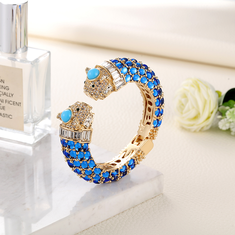 Paradise Jewelry & Watches Llc Miami Reviews - กำไลข้อมือรูปสัตว์ Sally's Paradise ชุบทอง ประดับเรซิ่นและคริสตัล ของขวัญวันคริสต์มาสและวันรำลึกสำหรับผู้หญิง
