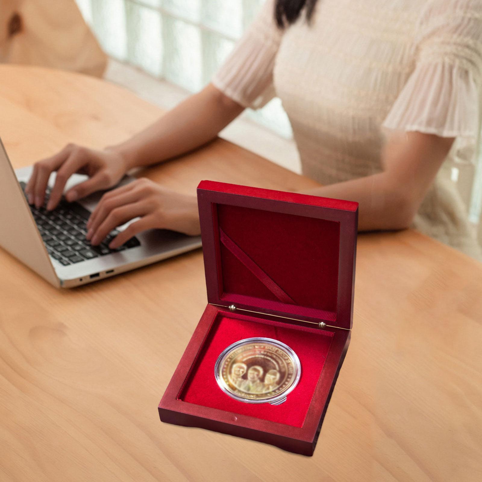 Collectors Coins Jewelry & Watches Of Smithtown - กล่องโชว์สินค้า, แท่นโชว์ไม้สำหรับเครื่องประดับ, กล่องใส่เหรียญสำหรับนักสะสม