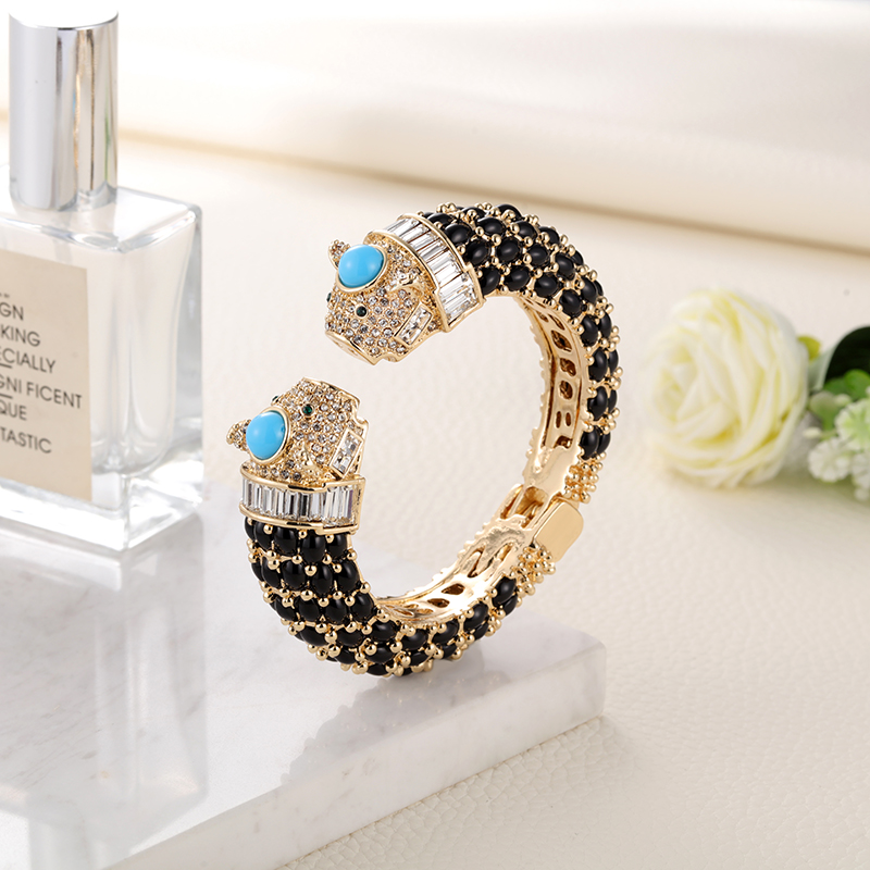 กำไลข้อมือรูปสัตว์ Sally's Par - Paradise Jewelry & Watches Llc Miami Reviews บทวิจารณ์และราคา